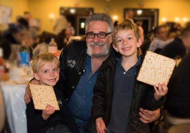 family with matzah at Oorah