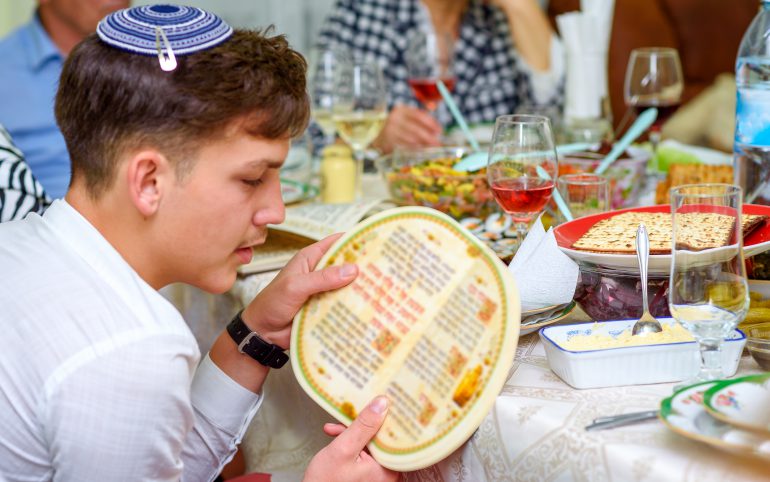 best hagaddahs boy reading