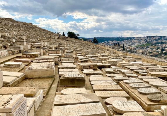 Har HaMenuchot cemetery in Jerusalem, reflecting ancient Jewish burial customs and traditions